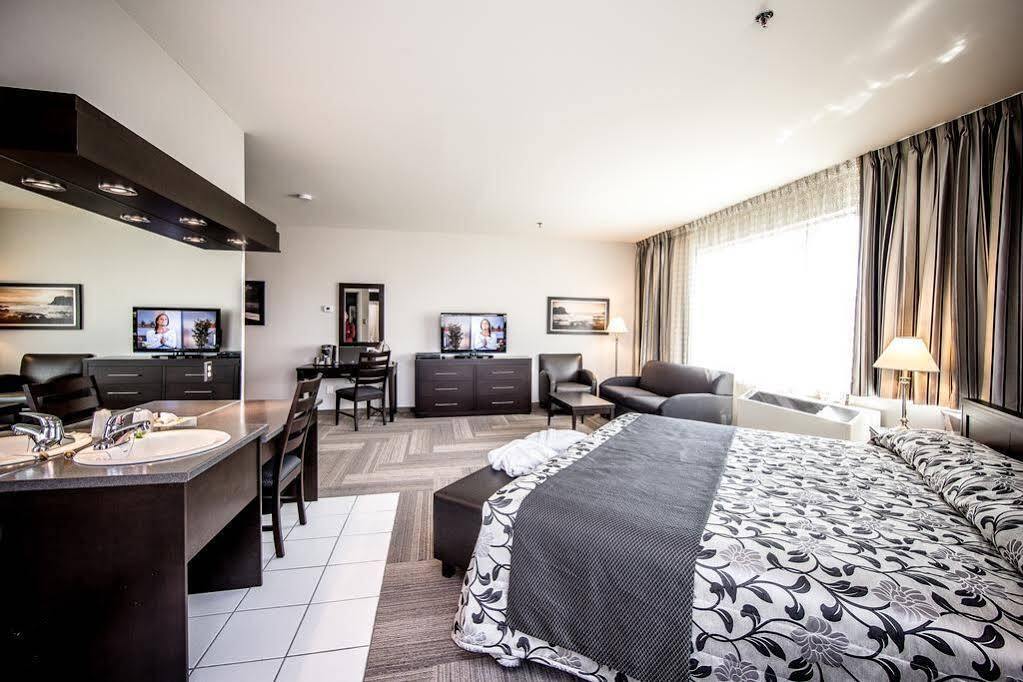 Hotel Charlemagne ภายนอก รูปภาพ